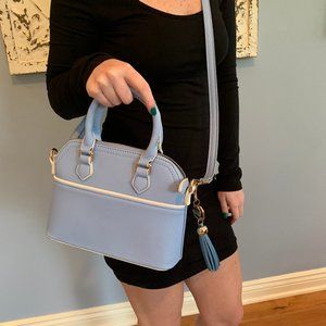 Casual baby blue purse